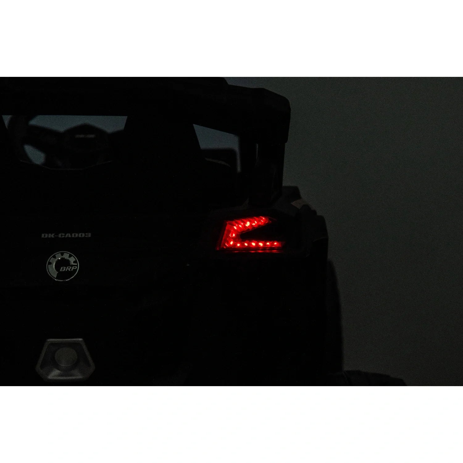 24V Can-Am Maverick UTV – Red 800W Kids 4WD Electric Off-Road Buggy