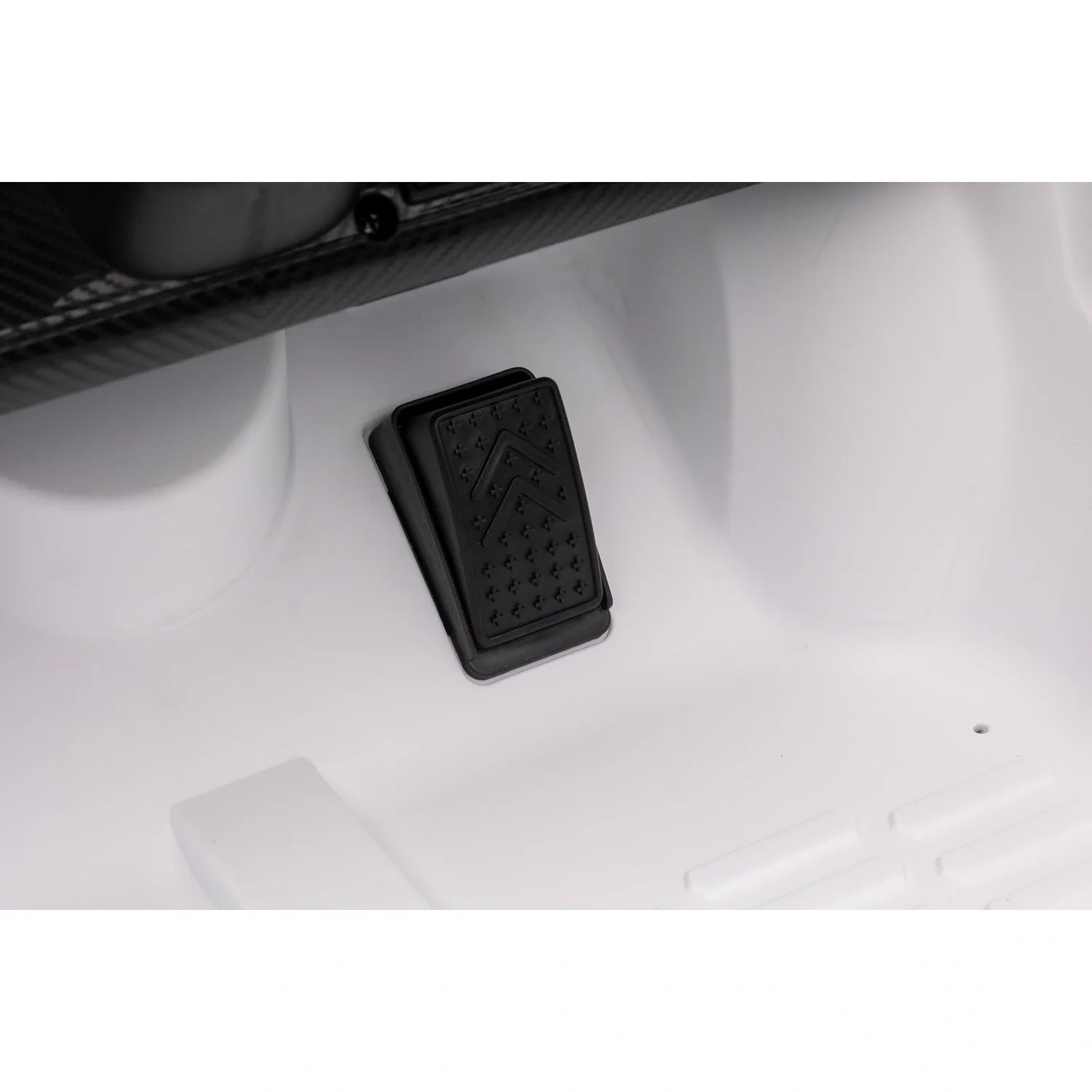 12V Licensed Lamborghini Veneno Kids Ride-On Car – White Electric Supercar